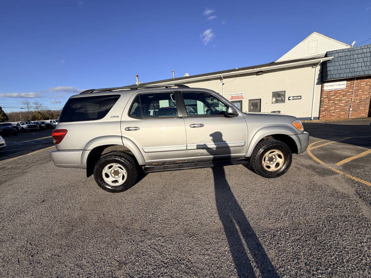 Used 2005 Toyota Sequoia SR5 image 8