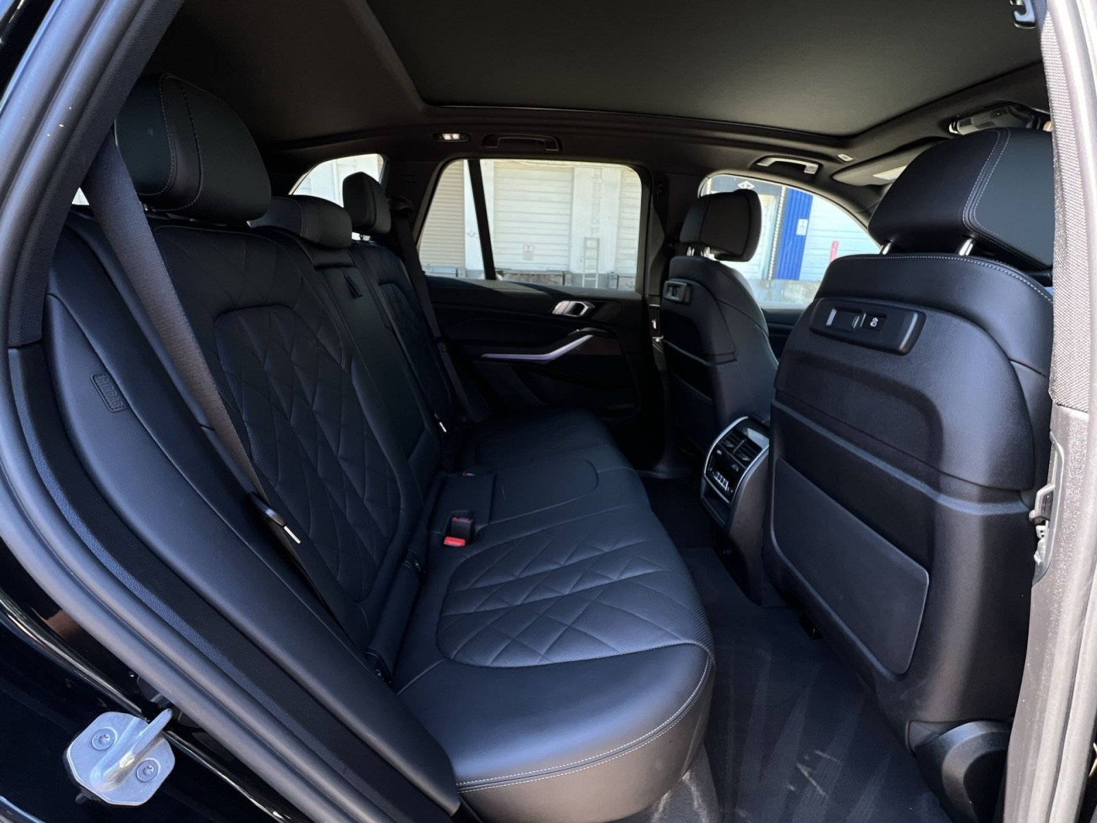 Used 2023 BMW X5 xDrive40i w/ Luxury Seating Package AWD/4WD image 39