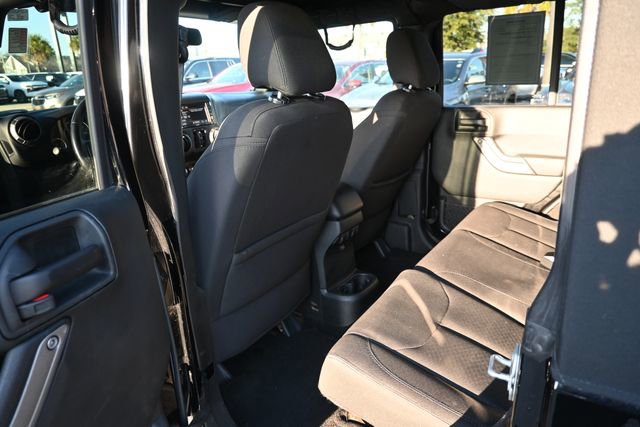 Used 2018 Jeep Wrangler Unlimited Sport S image 23