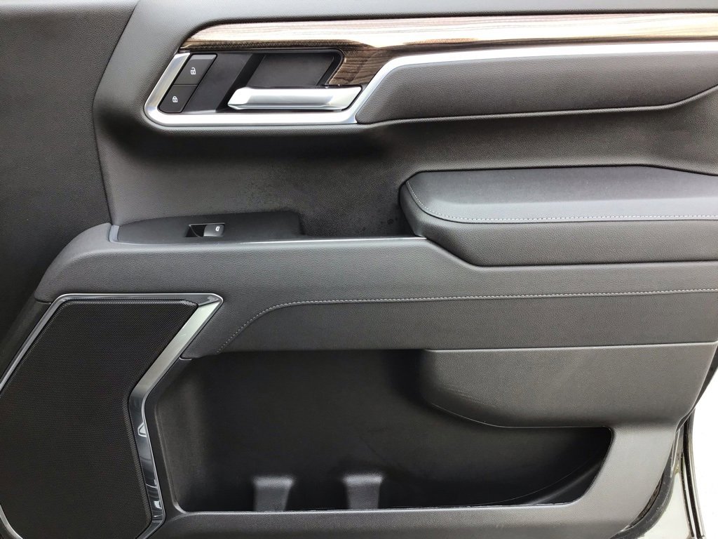 New 2025 Chevrolet Silverado 1500 LT image 16