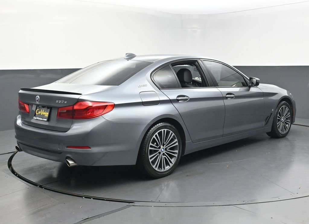 Used 2018 BMW 530e image 47