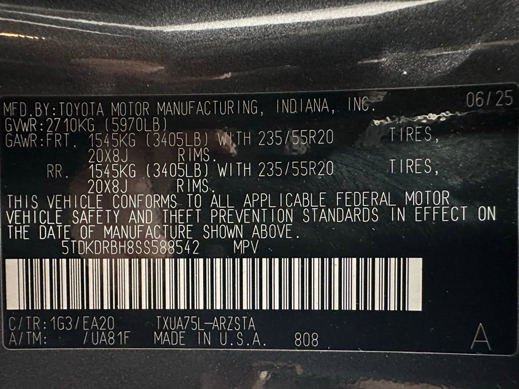 Used 2025 Toyota Highlander XSE image 11