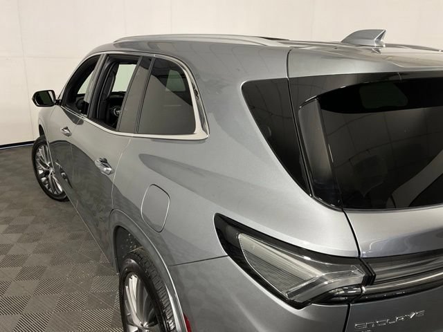 Used 2025 Buick Enclave Avenir w/ Super Cruise Package AWD/4WD image 38
