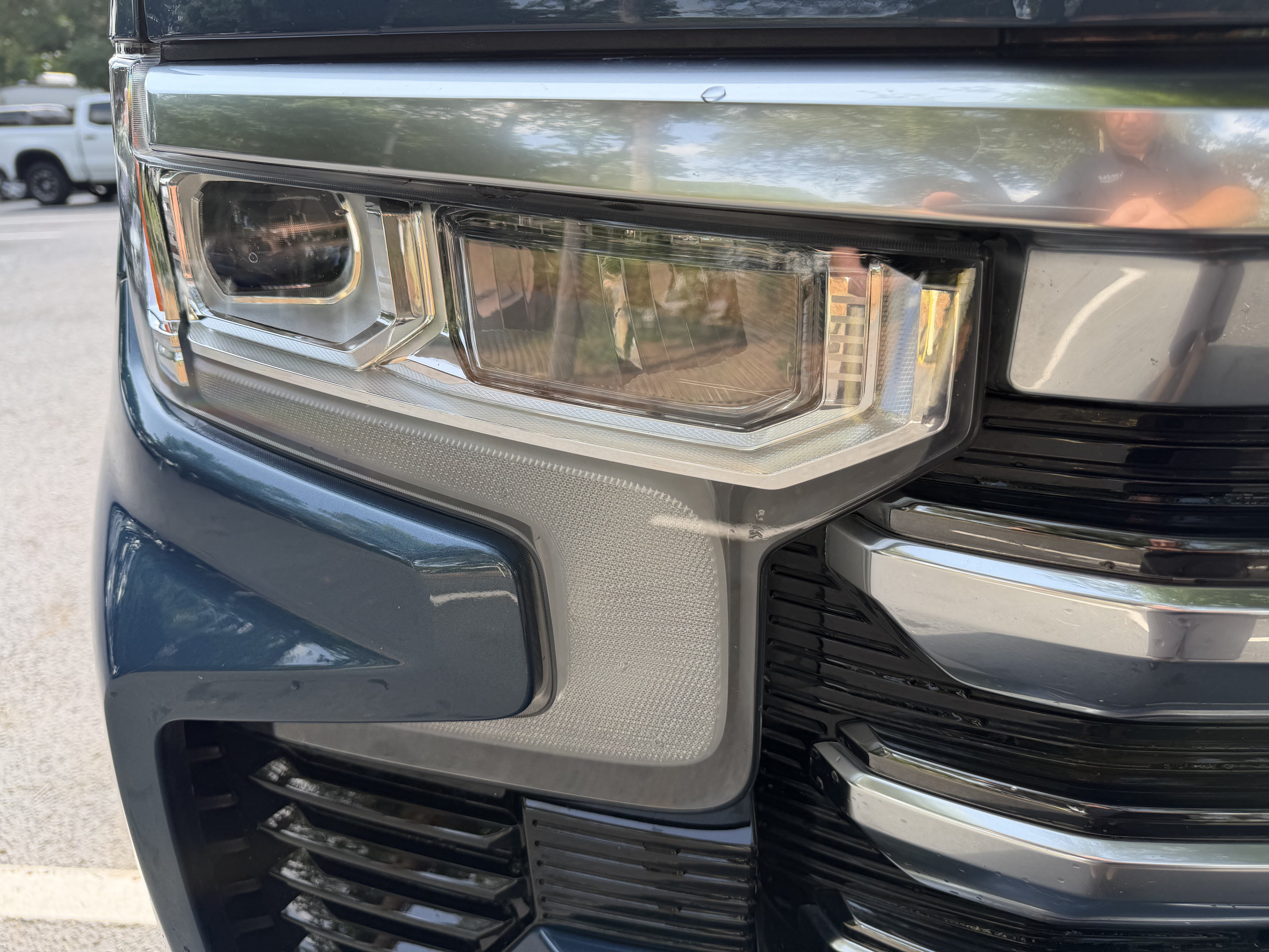 Used 2024 Chevrolet Silverado 1500 High Country w/ Z71 Off-Road Package AWD/4WD image 12