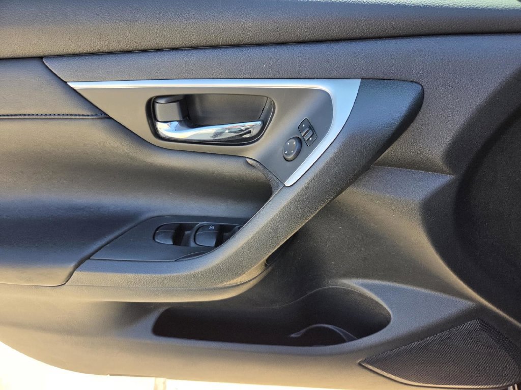 Used 2018 Nissan Altima 2.5 SR w/ SR Special Edition FWD image 14
