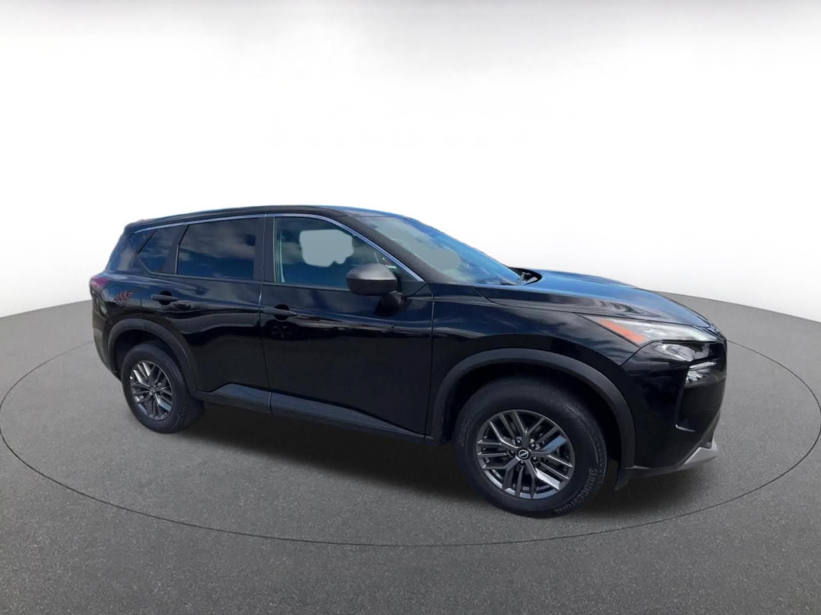 Used 2023 Nissan Rogue S FWD video 2