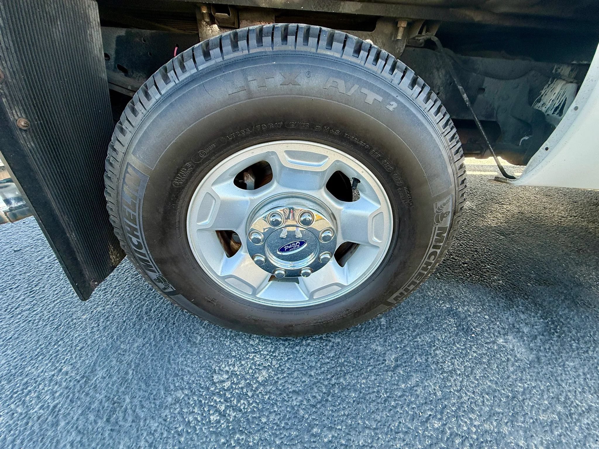 Used 2011 Ford F250 XLT w/ XLT Premium Pkg AWD/4WD image 19