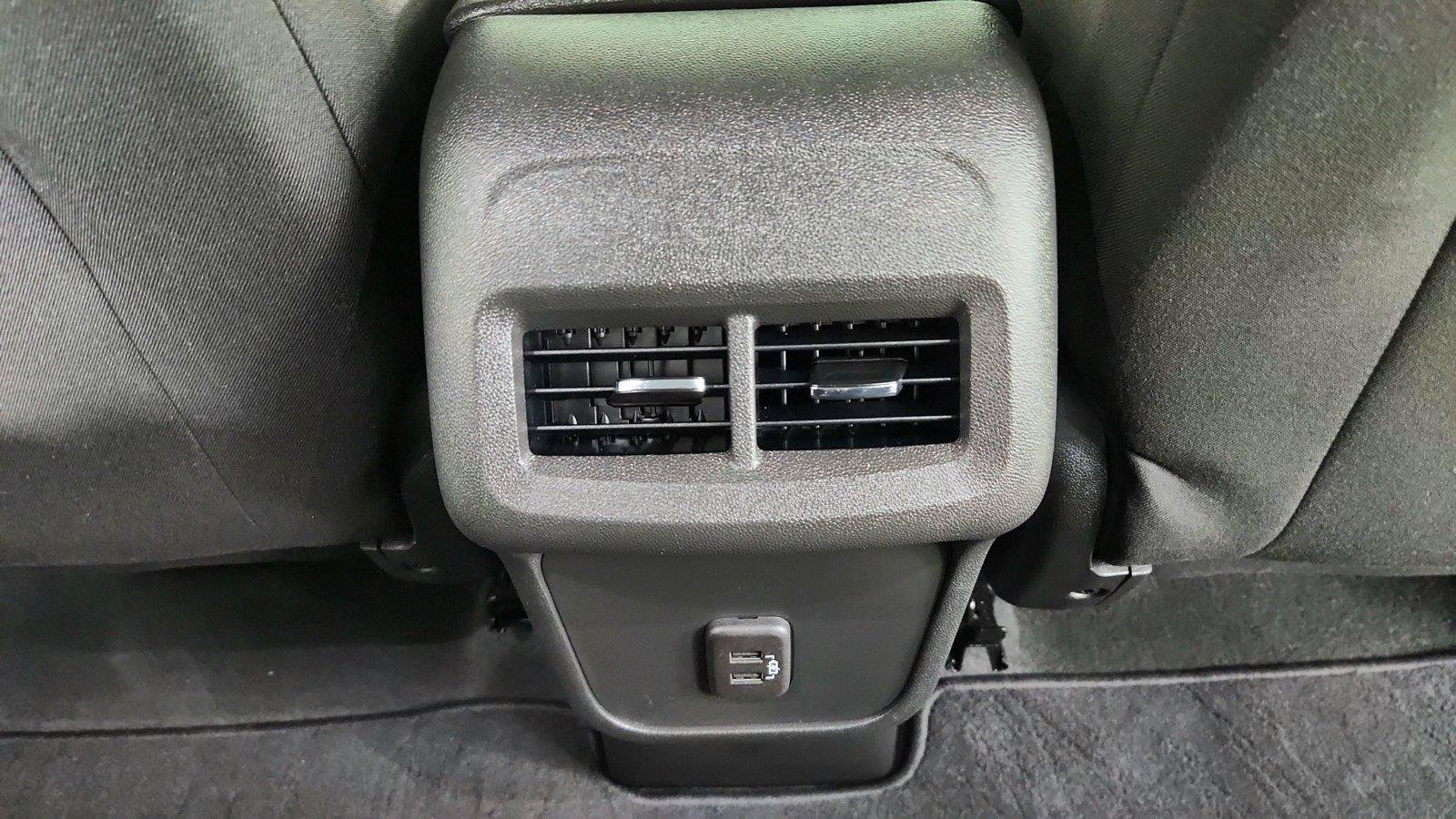 Used 2023 Chevrolet Equinox LT AWD/4WD image 21
