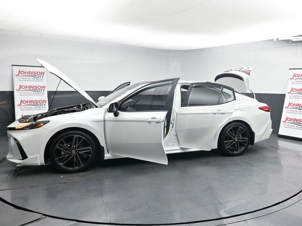 Used 2025 Toyota Camry XSE image 43