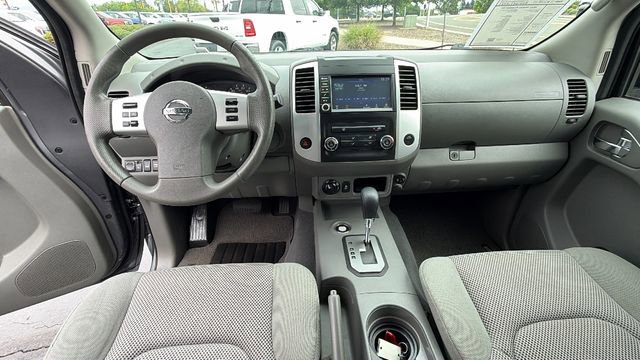 Used 2021 Nissan Frontier SV AWD/4WD image 16