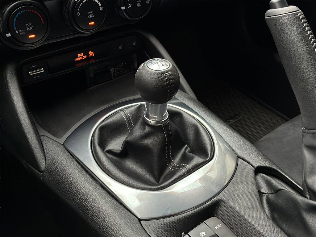 Used 2023 MAZDA MX-5 Miata Club w/ Weather Package image 20