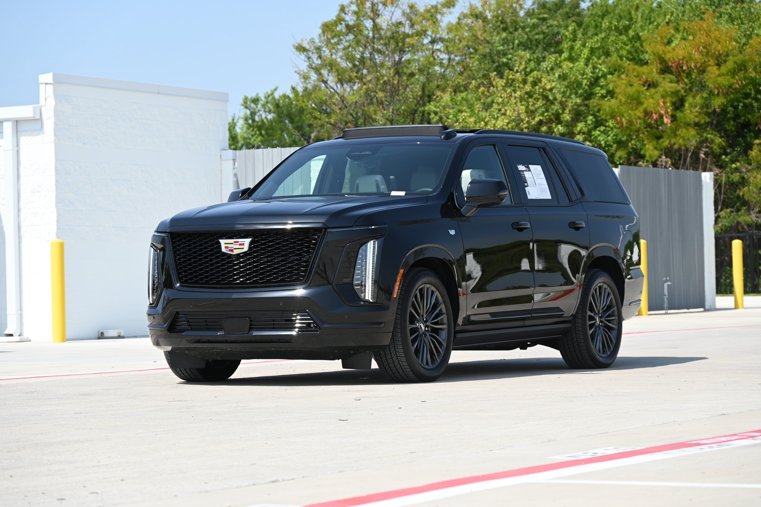 Used 2026 Cadillac Escalade Platinum Sport AWD/4WD image 5
