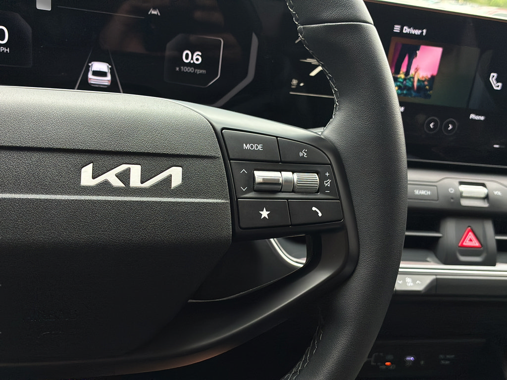 Certified 2025 Kia K4 EX FWD image 27