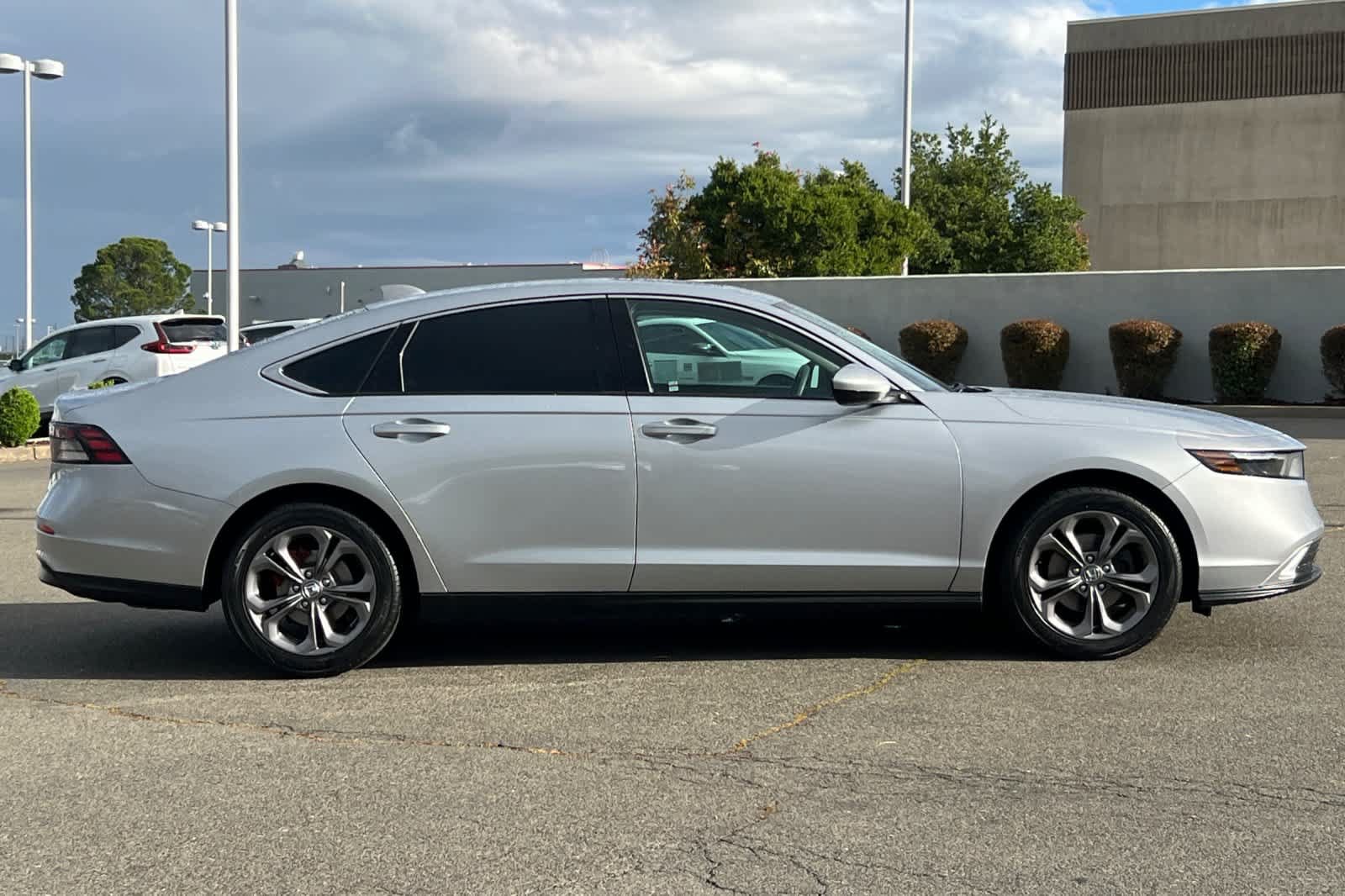 Used 2024 Honda Accord EX image 6