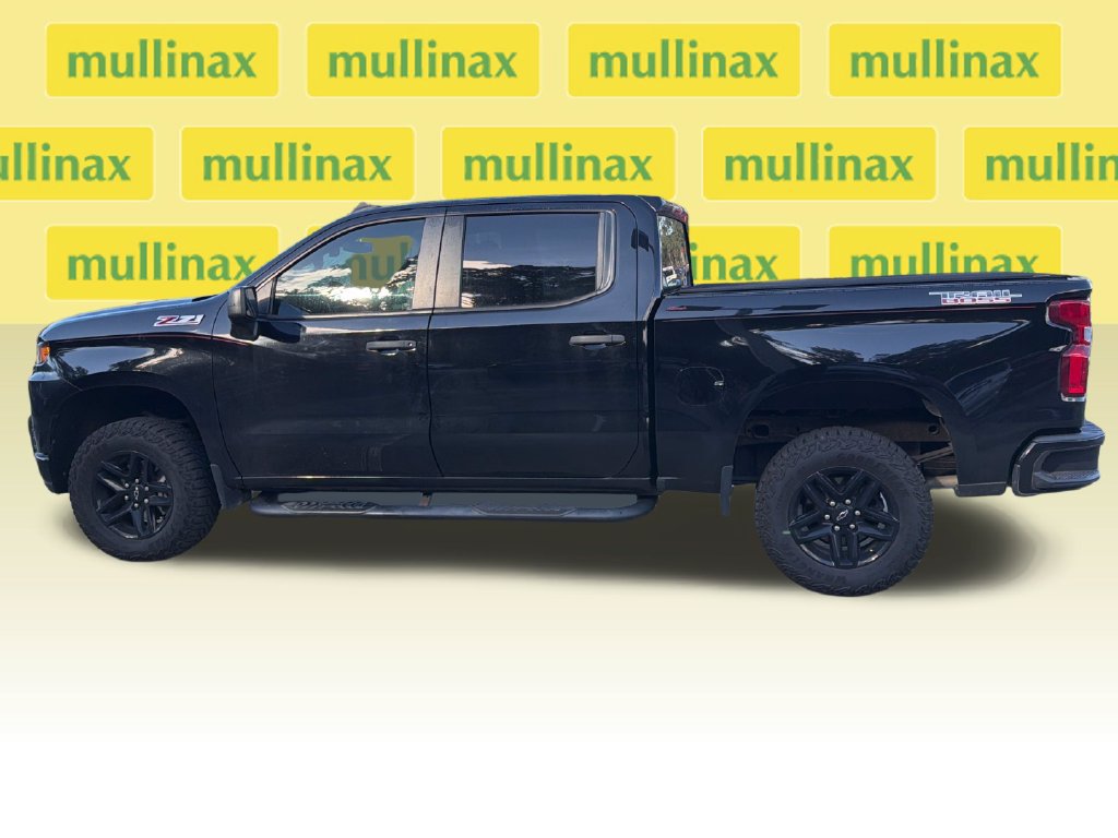 Used 2021 Chevrolet Silverado 1500 Custom Trail Boss w/ Midnight Edition AWD/4WD image 10
