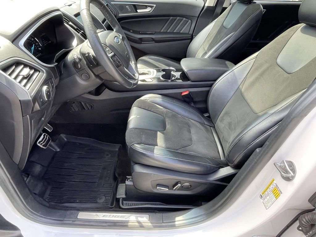 Used 2017 Ford Edge Sport w/ Equipment Group 401A image 14