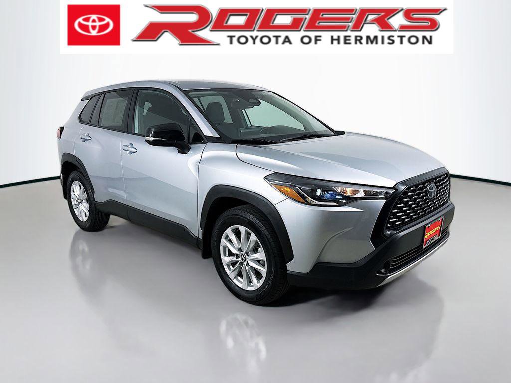 Used 2025 Toyota Corolla Cross LE