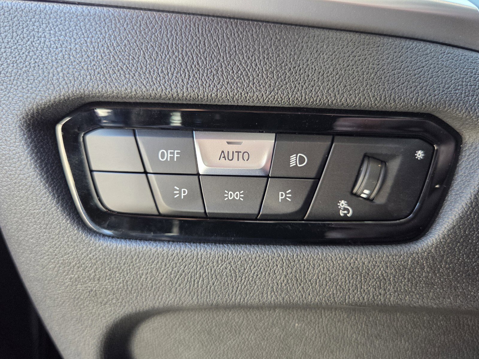 New 2026 BMW 430i Coupe w/ M Sport Package image 21