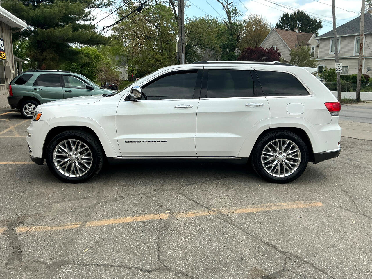 Used 2018 Jeep Grand Cherokee Summit image 6