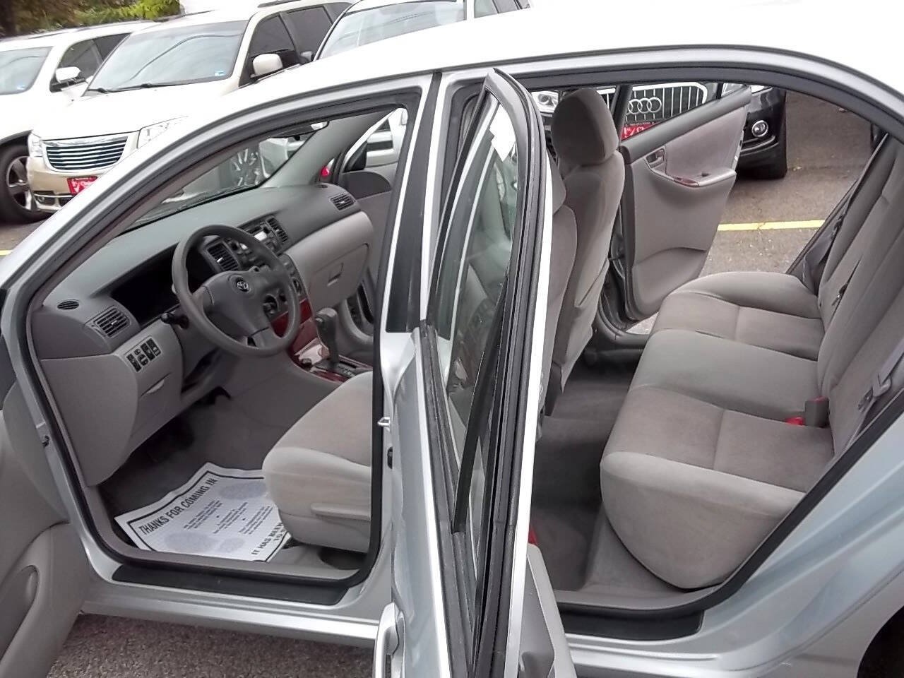 Used 2007 Toyota Corolla LE FWD image 6