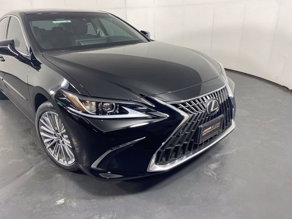 Certified 2022 Lexus ES 350 w/ Premium Package FWD image 3