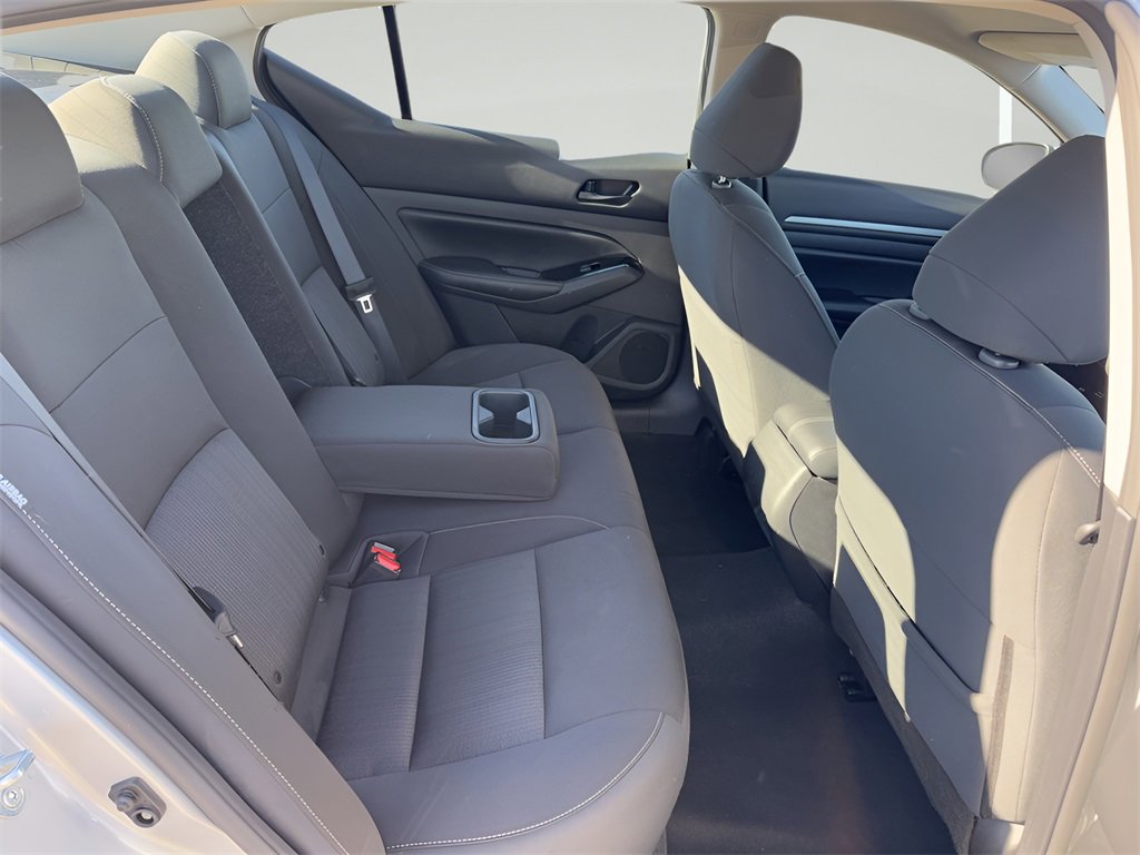 Used 2023 Nissan Altima 2.5 SV image 30