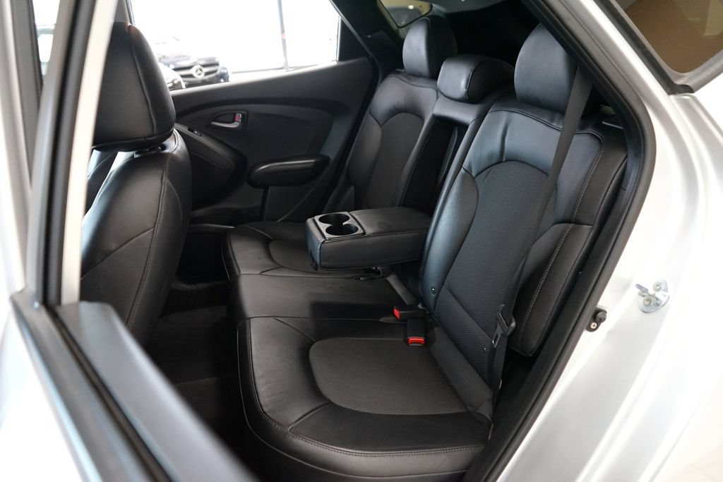 Used 2015 Hyundai Tucson GLS w/ Option Group 02 AWD/4WD image 40