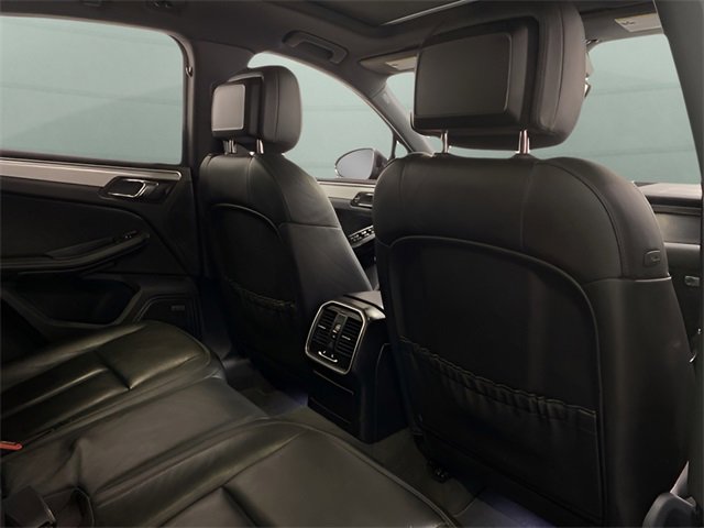 Used 2017 Porsche Macan GTS w/ Premium Package Plus image 66