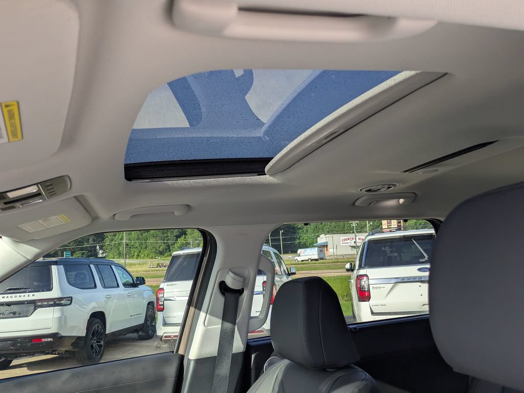 Used 2026 Hyundai Palisade SEL FWD image 9