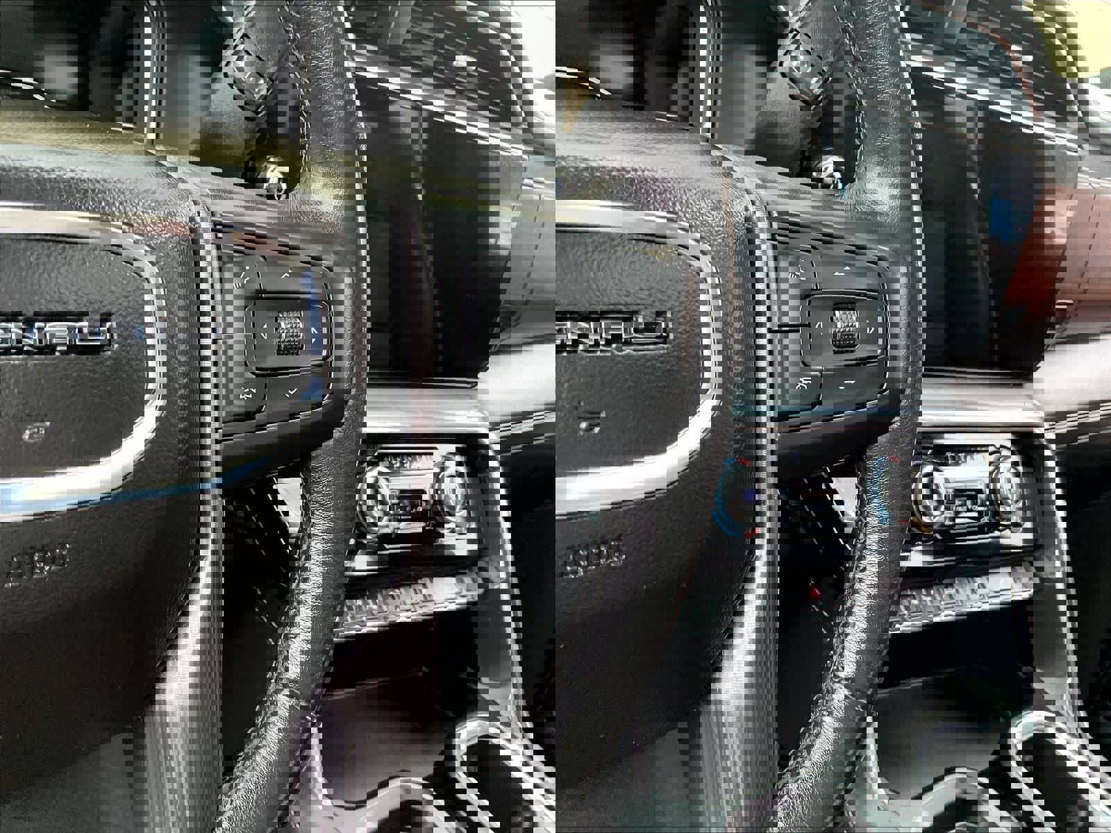 Used 2024 GMC Sierra 2500 Denali Ultimate image 24