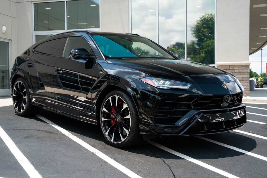 Used 2021 Lamborghini Urus AWD/4WD image 6