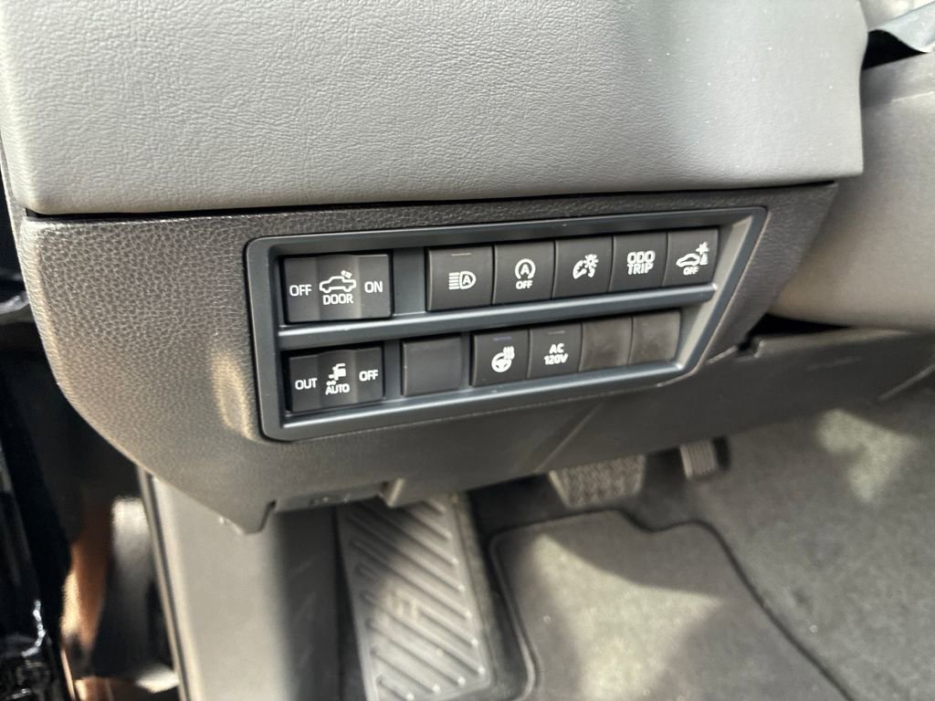 New 2026 Toyota Tundra Platinum AWD/4WD image 38