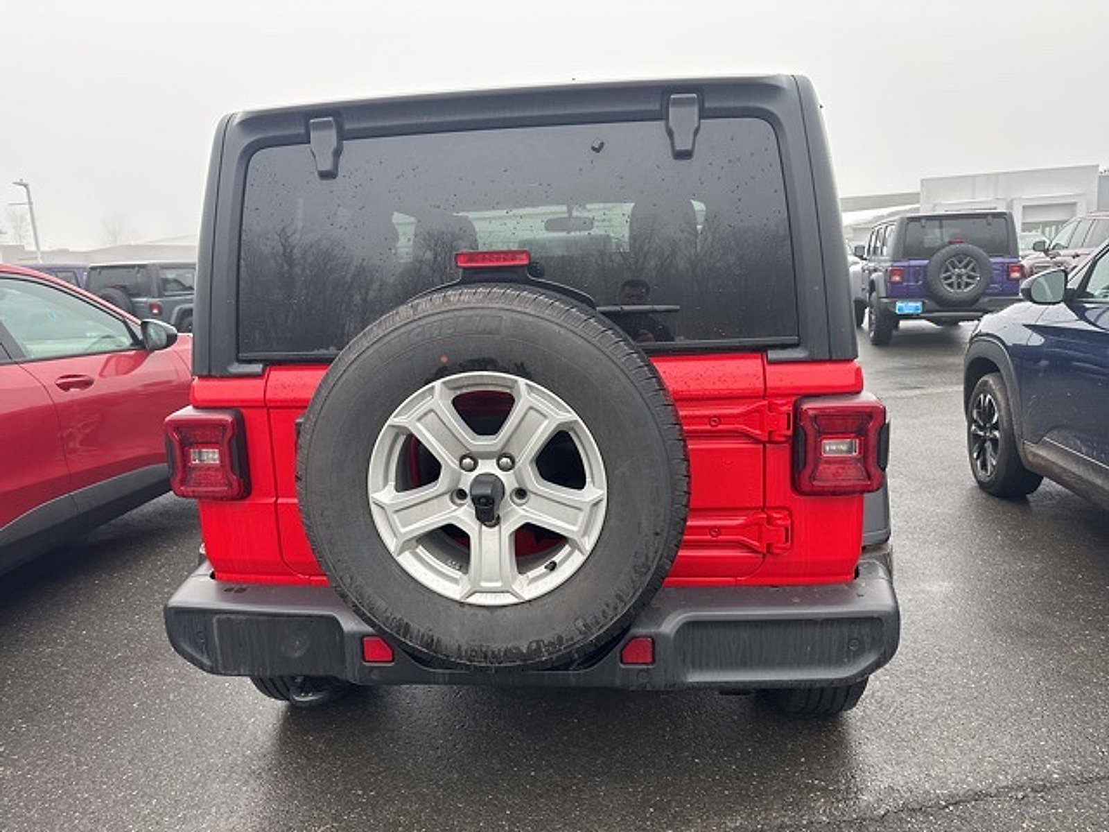 Used 2021 Jeep Wrangler Sport w/ Safety Group image 13