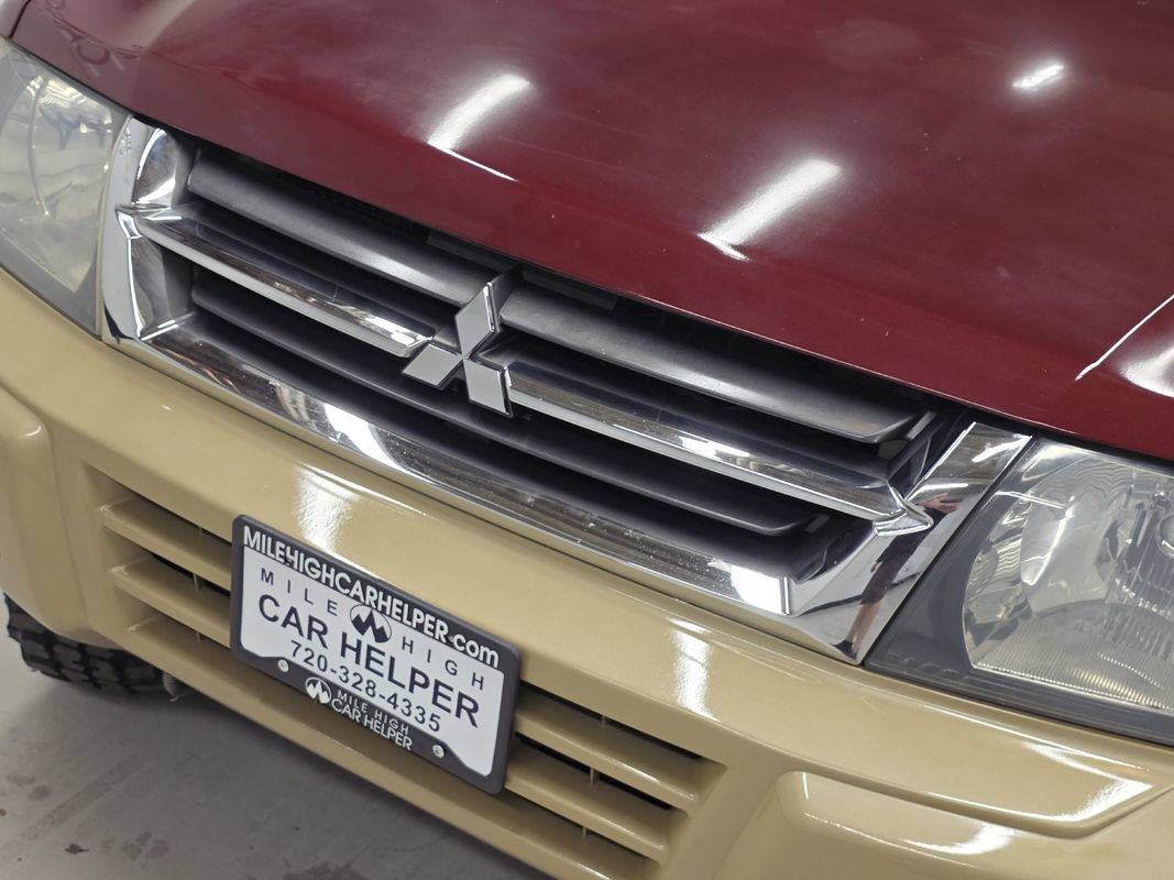 Used 2002 Mitsubishi Montero XLS AWD/4WD image 38