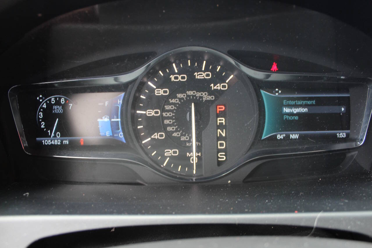 Used 2014 Lincoln MKX AWD w/ Equipment Group 102A image 15
