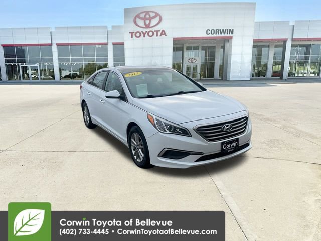 Used 2017 Hyundai Sonata SE w/ Cargo Package
