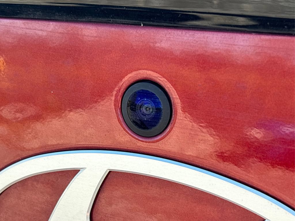 Certified 2025 Hyundai Elantra Sport image 15