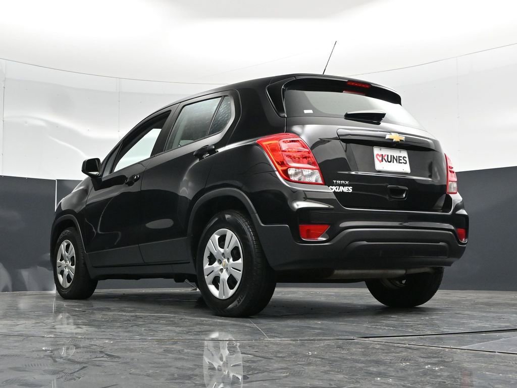 Used 2018 Chevrolet Trax LS FWD image 58