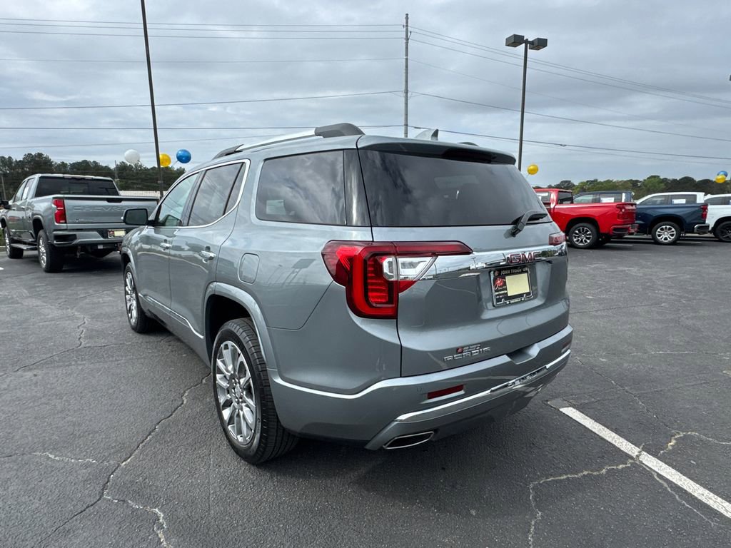 Used 2023 GMC Acadia Denali w/ Denali Technology Package image 8