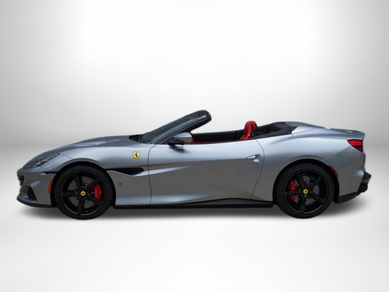 Used 2022 Ferrari Portofino M RWD image 5