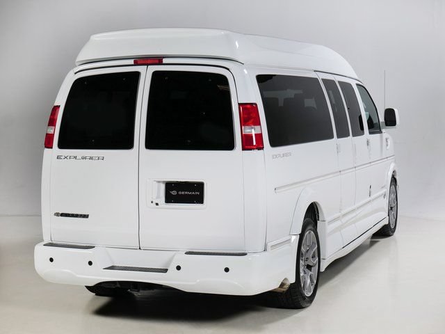 Used 2022 Chevrolet Express 2500 Extended w/ Enhanced Convenience Package RWD image 2