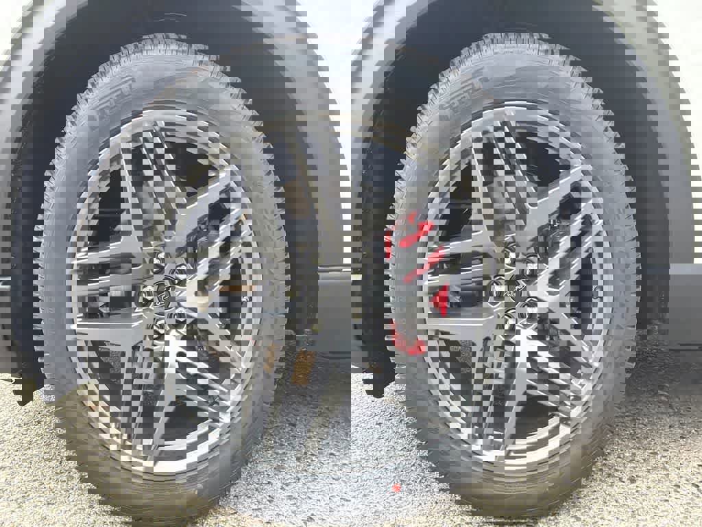 New 2026 Ford Explorer ST-Line w/ ST-Line Street Pack image 9