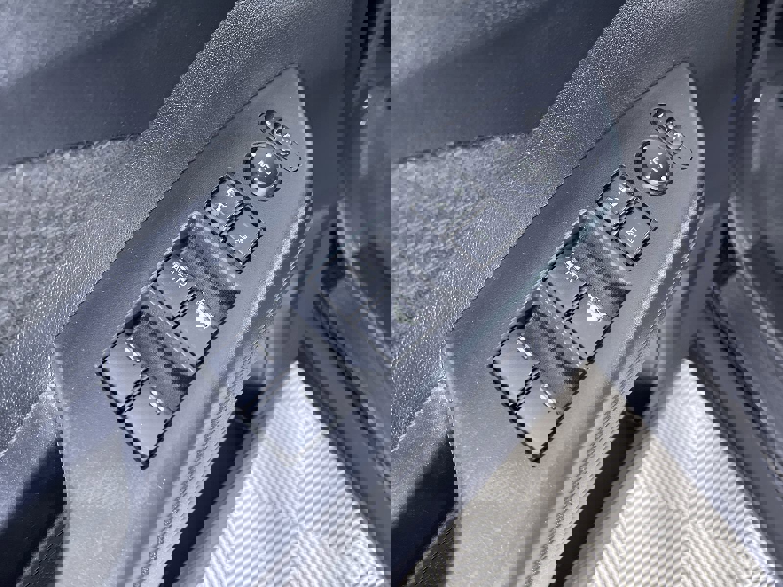 Used 2016 Honda CR-V EX image 14