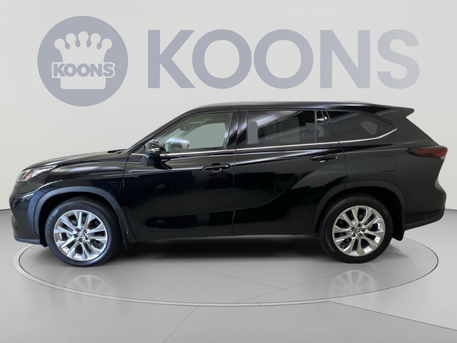 Used 2026 Toyota Highlander Limited AWD/4WD image 5