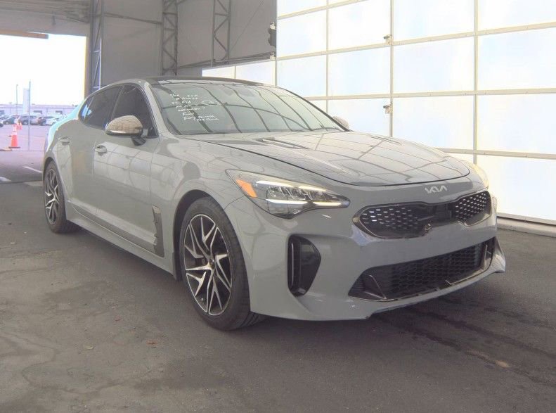 Used 2022 Kia Stinger GT-Line w/ Sun & Sound Package RWD image 3