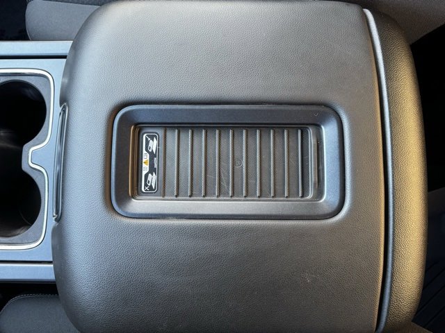 Used 2018 Chevrolet Silverado 1500 LT image 17