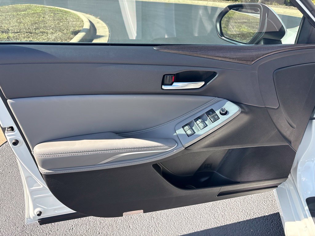 Used 2020 Toyota Avalon XLE FWD image 10
