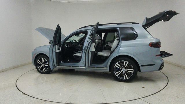 Used 2026 BMW X7 xDrive40i image 84