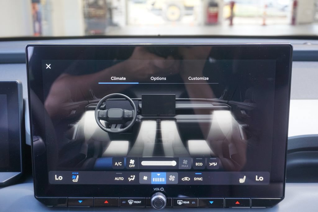 New 2026 Toyota RAV4 XSE AWD/4WD image 15