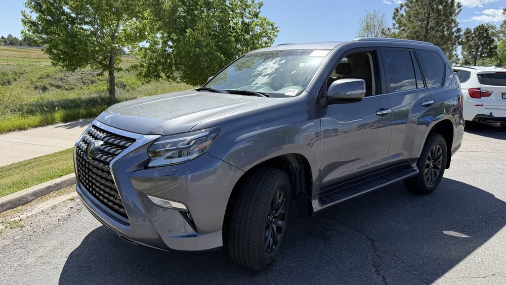 Used 2020 Lexus GX 460 Premium AWD/4WD image 2